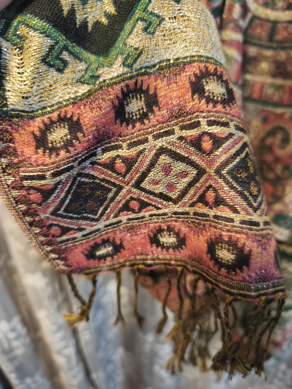 Bohemian Green Patterned Fringed Vest - Picture 7 of 7